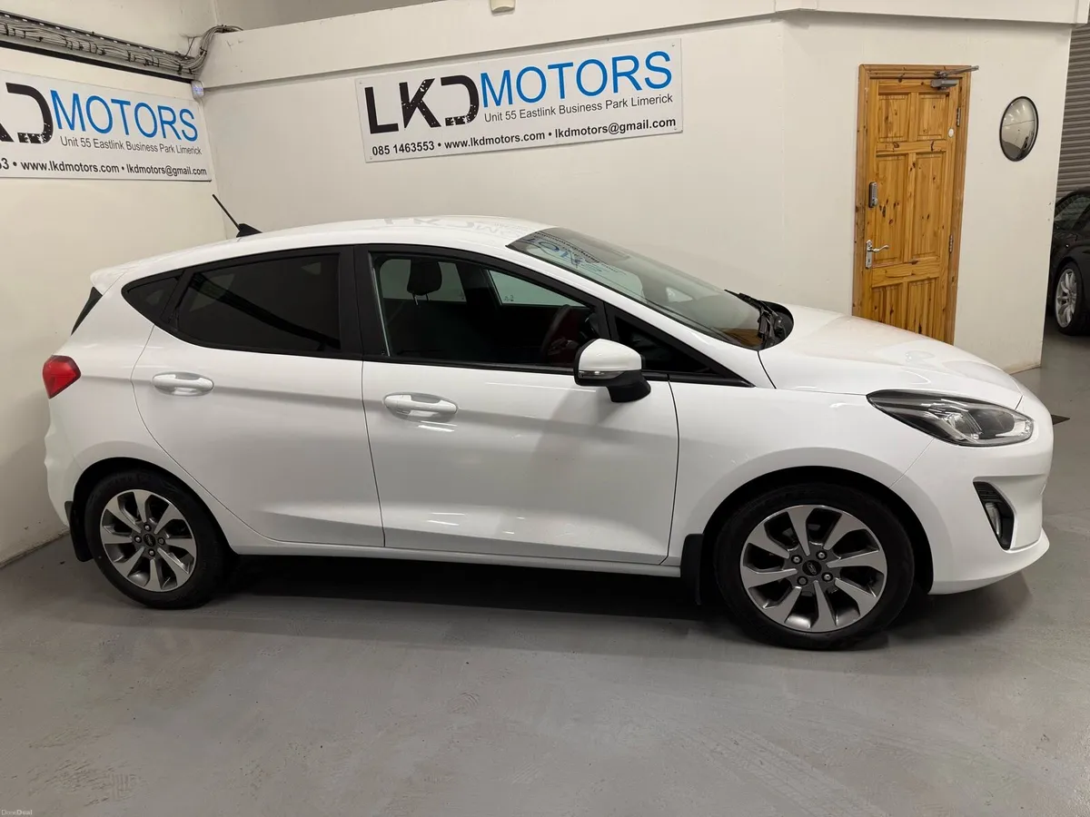Ford fiesta 1.0 T 212, very clean/call 0851463553 - Image 4