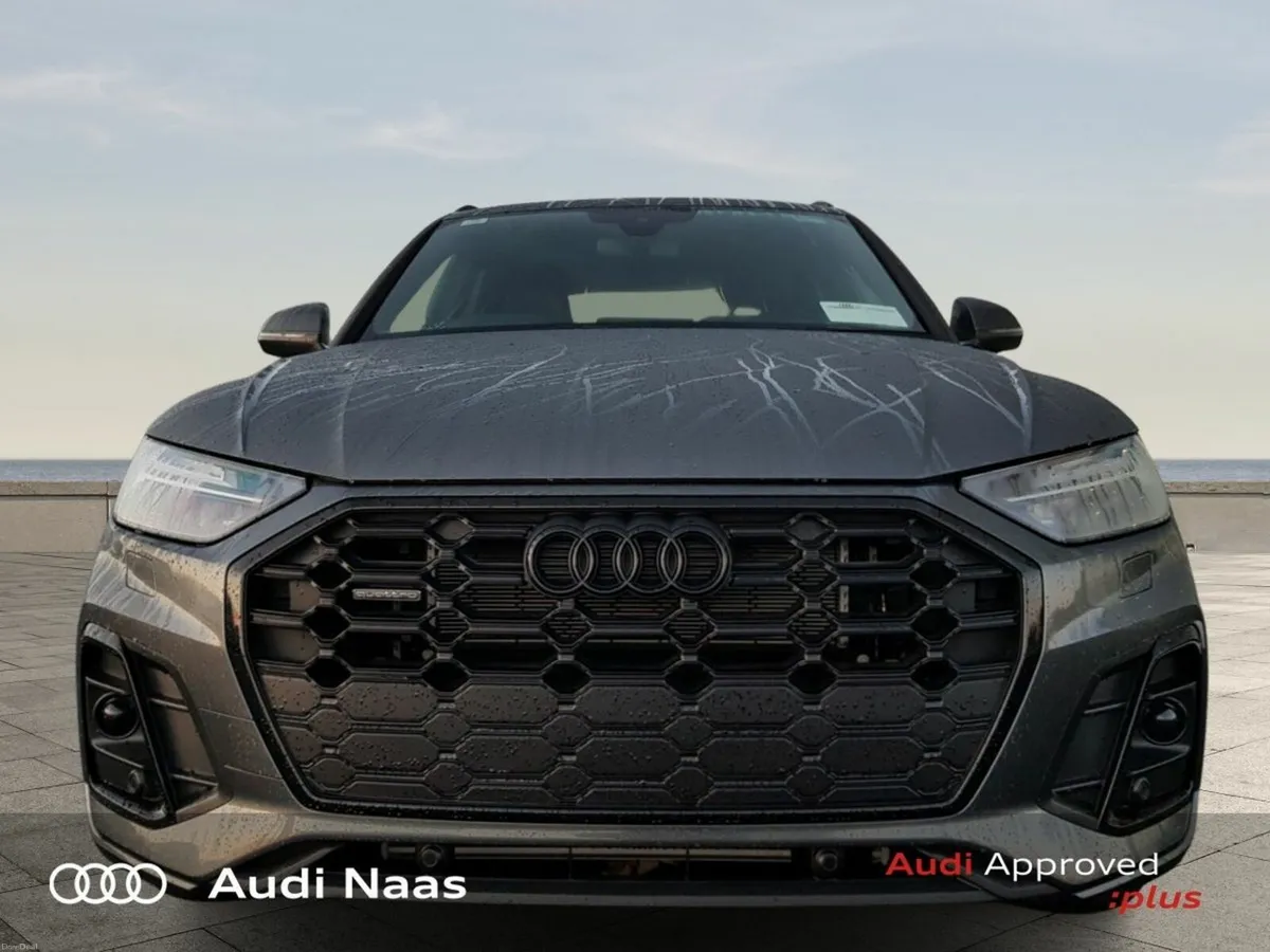 Audi Q5 55 TFSI E Quattro Competition - Image 2