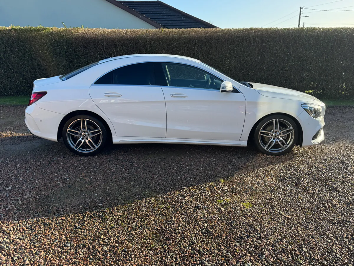 182 Mercedes CLA 180 AMG Line - Image 3