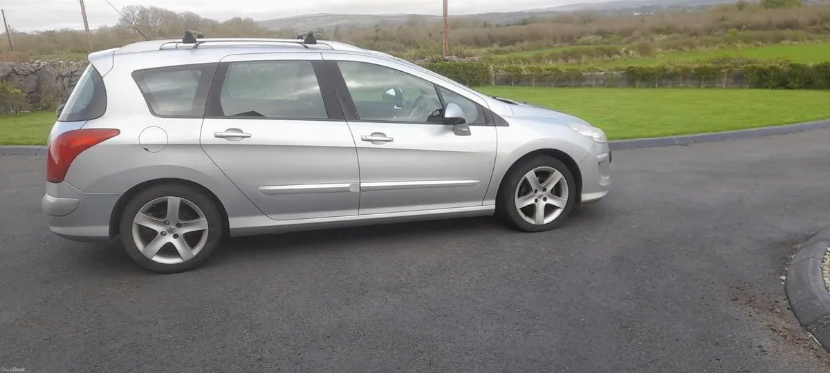 Peugeot 308 2011 - Image 1