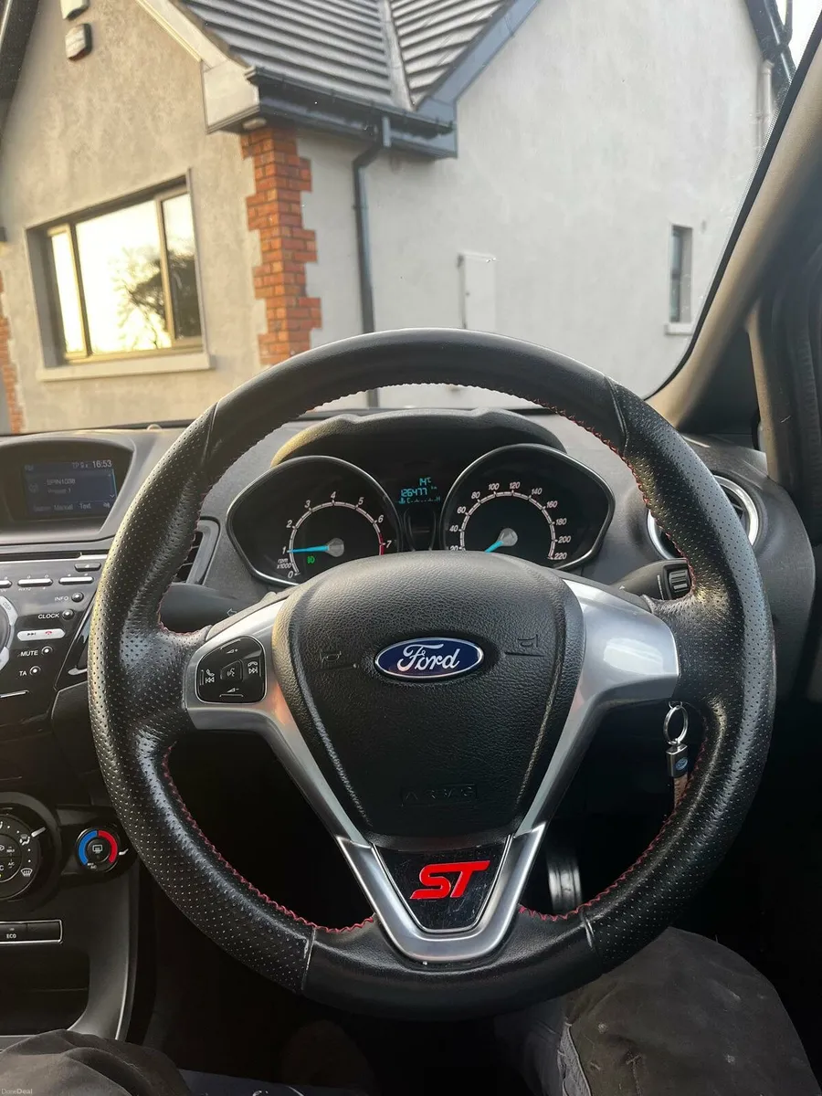 fiesta st line - Image 4