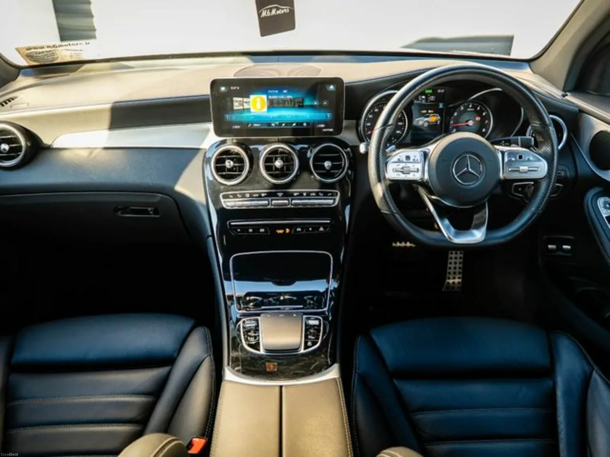 Mercedes-Benz GLC 300 AMG Line E 4matic 5DR AUT - Image 6