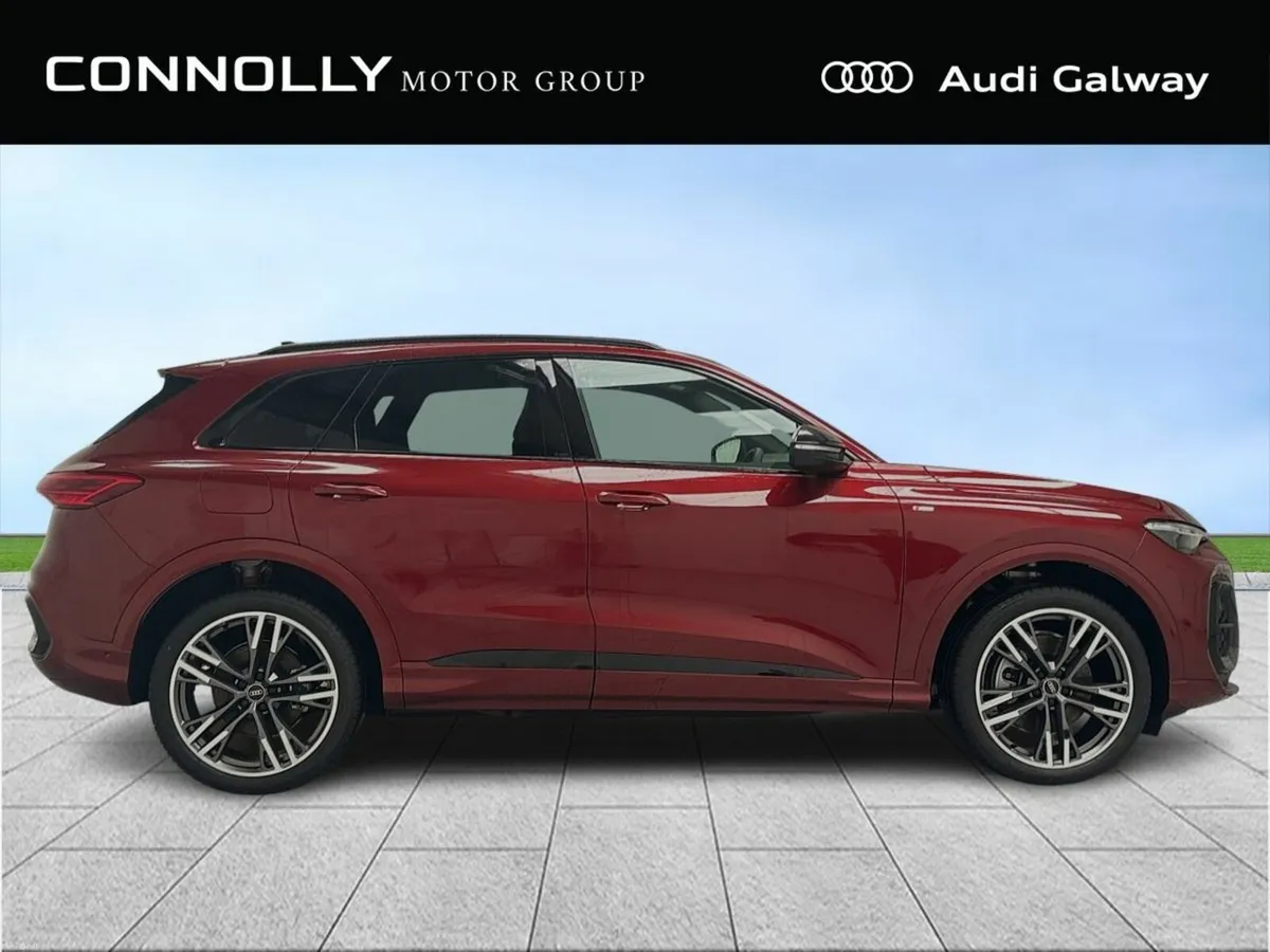 Audi Q5 €761 P/M - 40 TDI S LINE 204 HP QUATTRO - Image 4