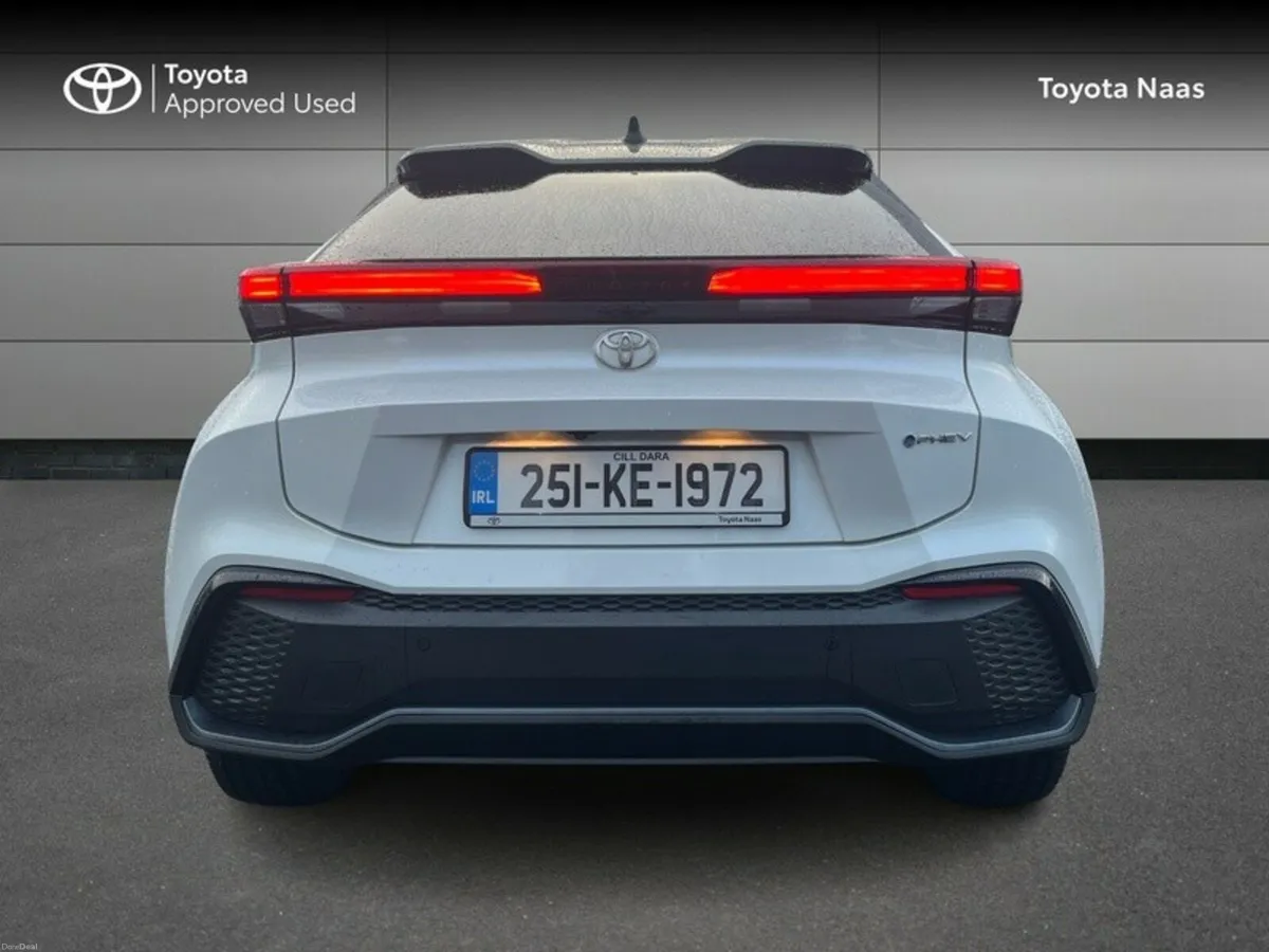 Toyota C-HR *WAS €42,444 NOW €40,888*C-HR PHEV SOL - Image 4