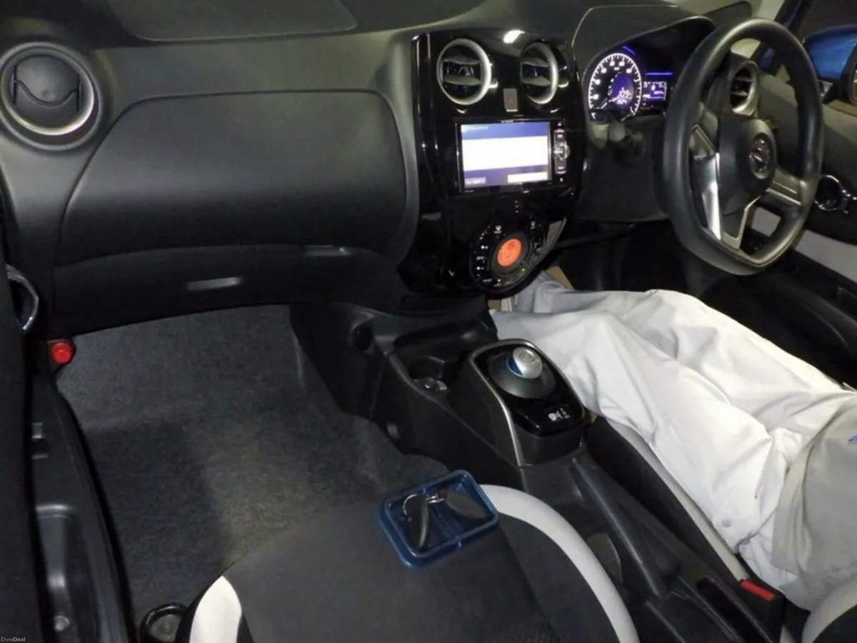 Nissan Note E-POWER HYBRID - ALLOY WHEELS - REVERS - Image 3