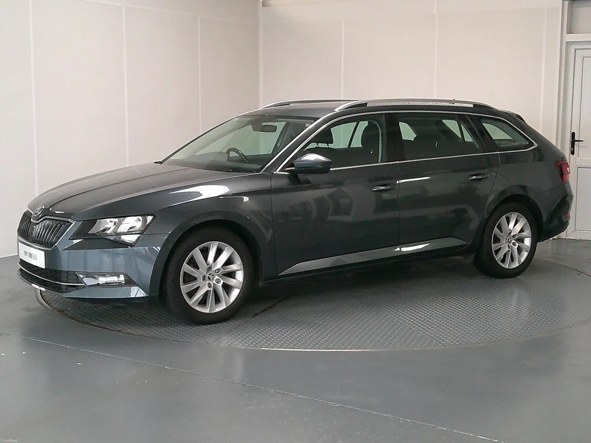 Skoda Superb 2019 - Image 3