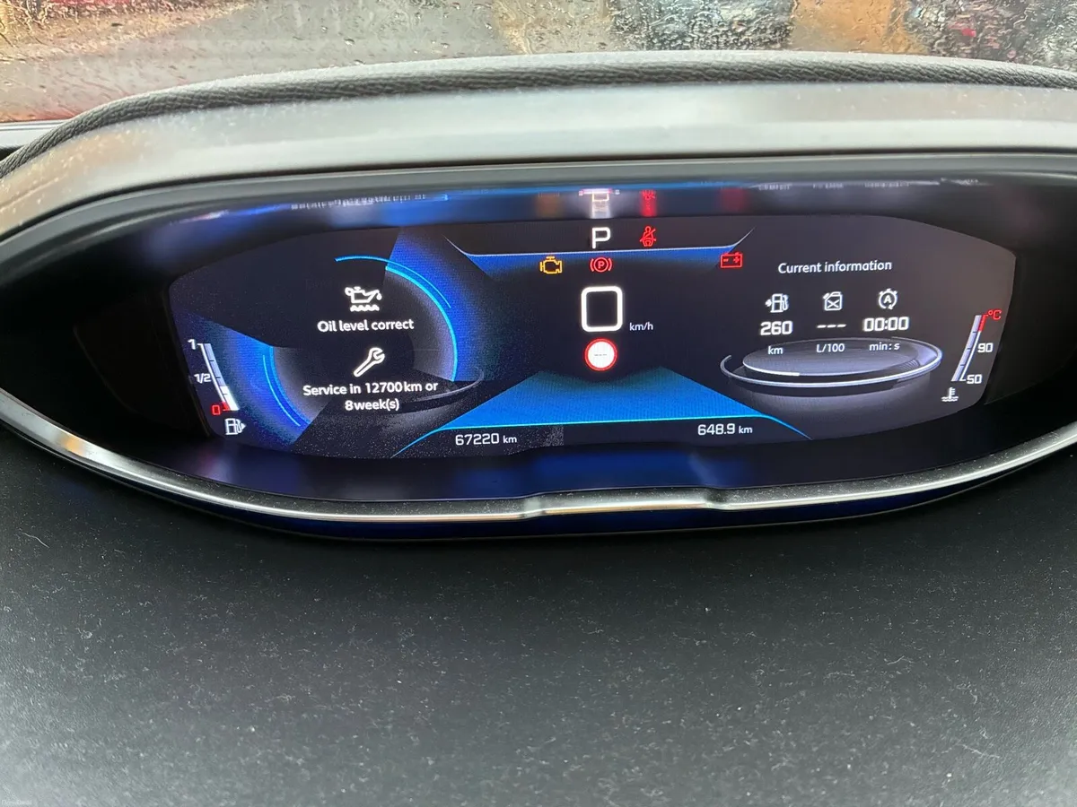 Peugeot 3008 1.2 PureTech 130bhp Allure AUTOMATIC - Image 2