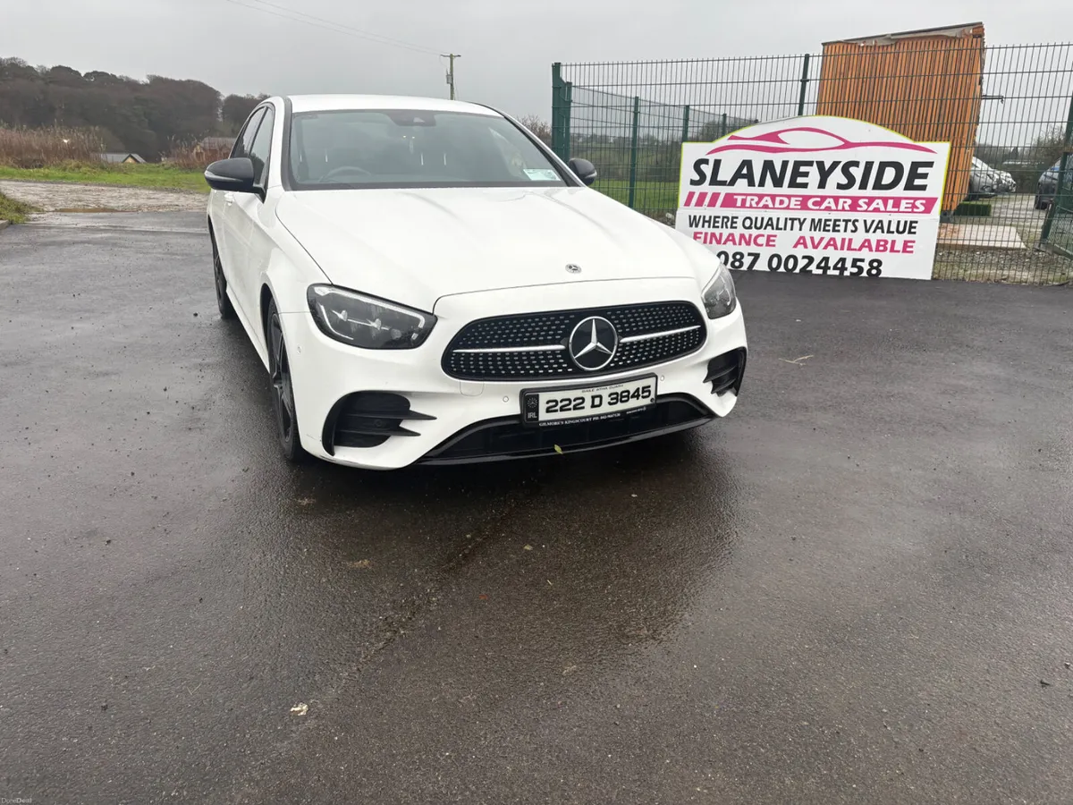 Mercedes-Benz E-Class 2022 - Image 1