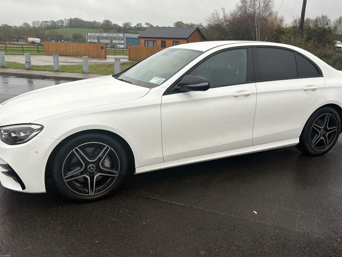 202 Mercedes-Benz E-Class Diesel Hybrid - Image 6