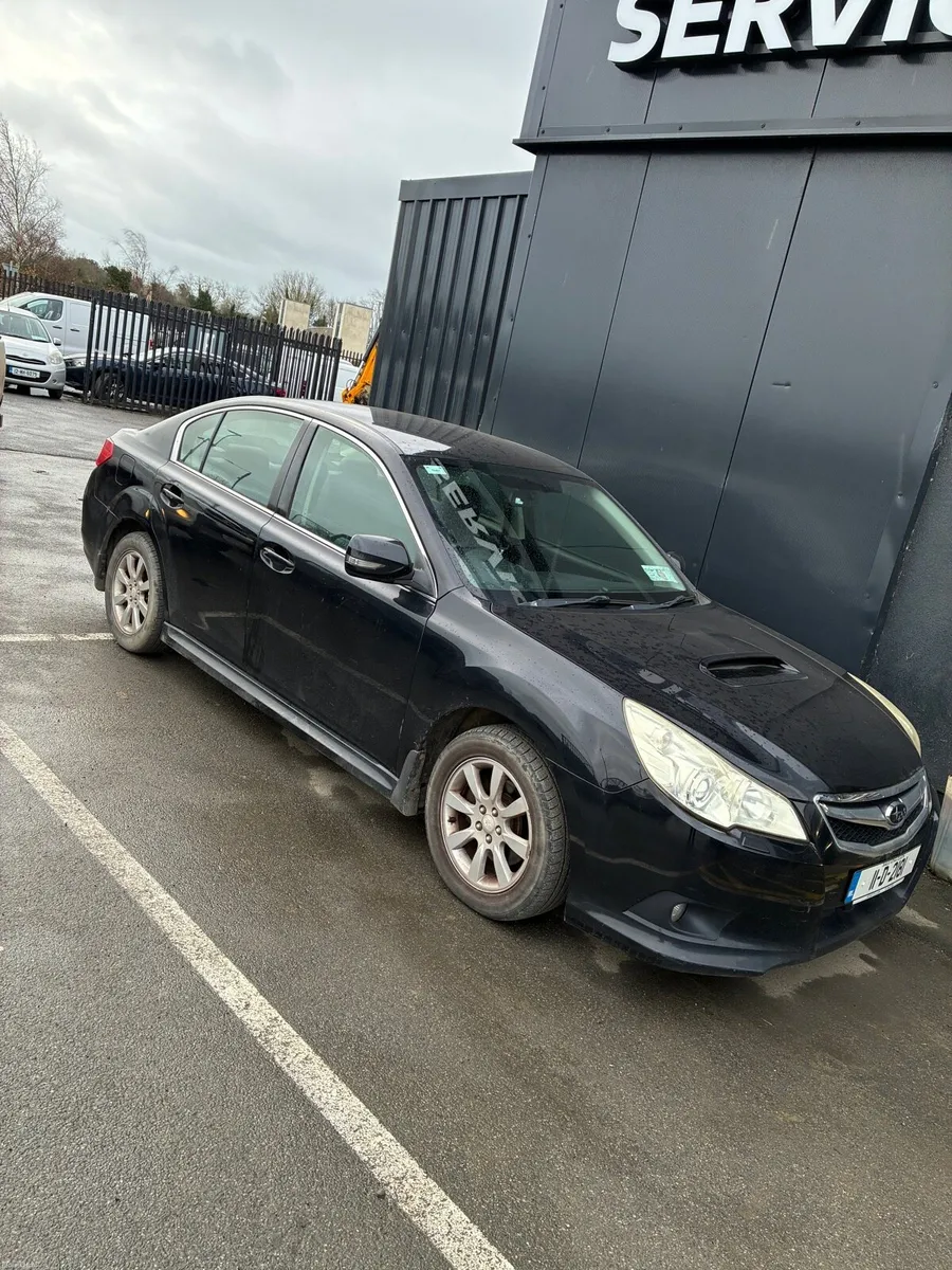 Subaru Legacy. - Image 2