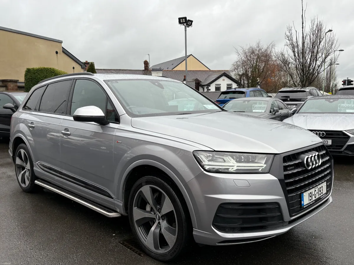 191 Audi Q7 S-Line 7 Seater Auto - Image 3
