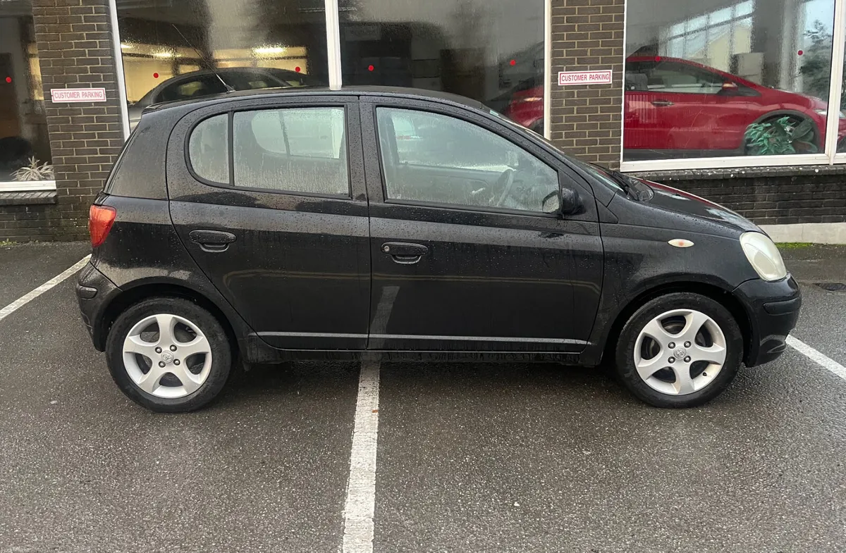 Toyota Yaris 1.0 - Image 2