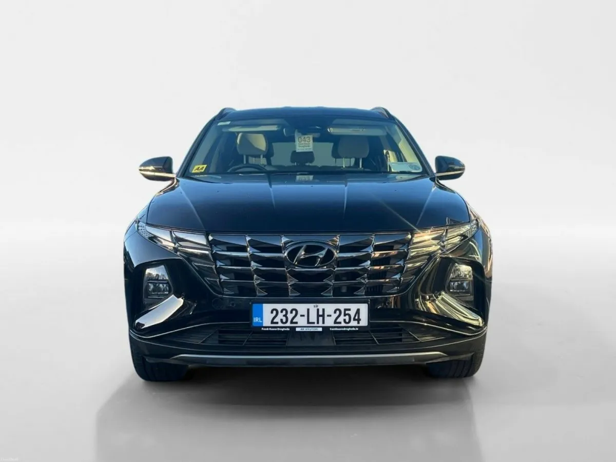 Hyundai Tucson 2WD Executive Plus - Image 3