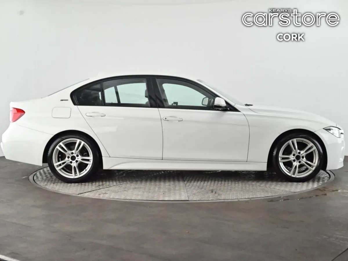 BMW 3-Series 330e 2.0 Hybrid Auto - Image 2