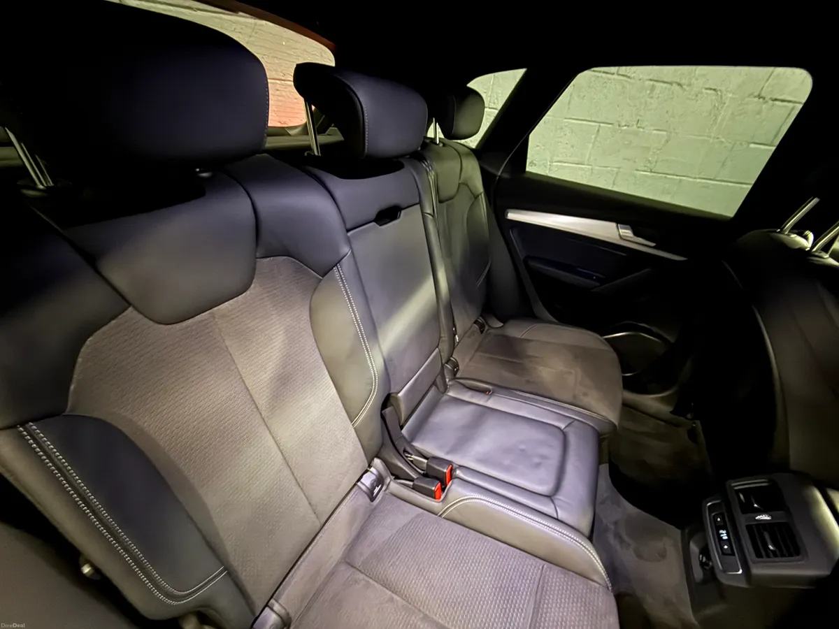 231 Audi Q5 2.0 50 TFSi E Quattro S-Line - Image 6