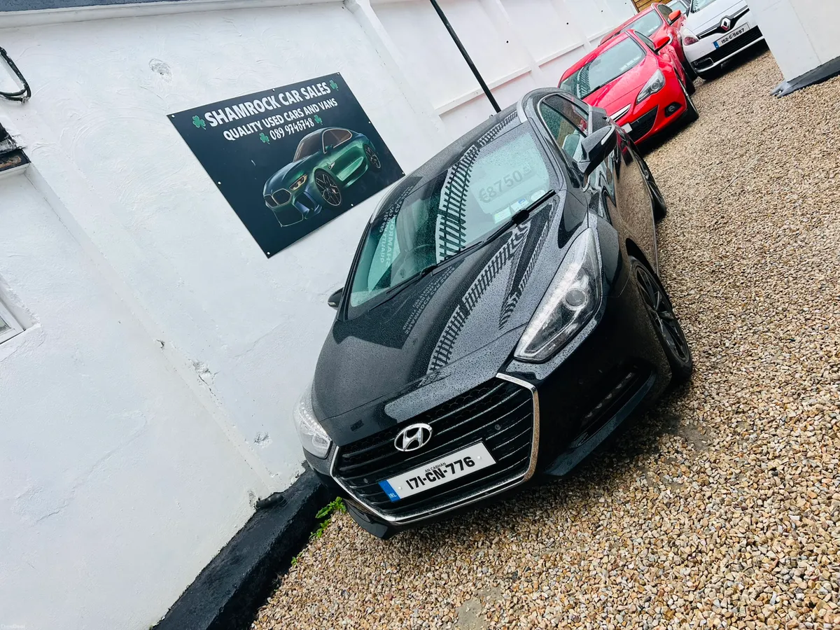 2017 Hyundai i40 1.7 Crdi Tourer Comfort - Image 1