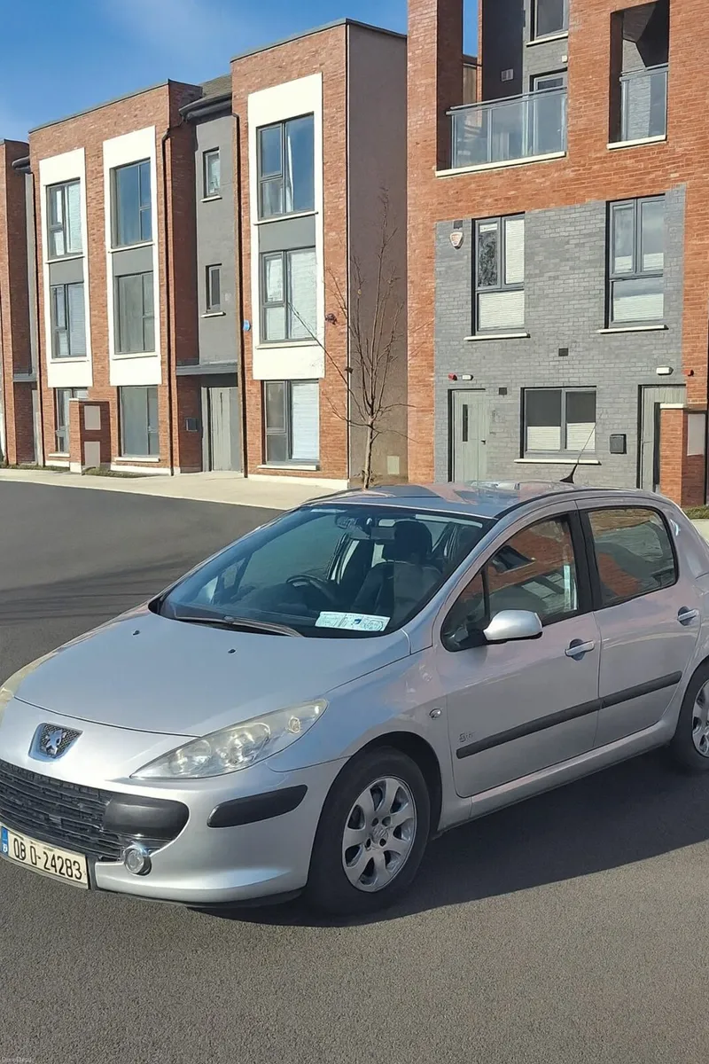 Peugeot 307 2008 - Image 1