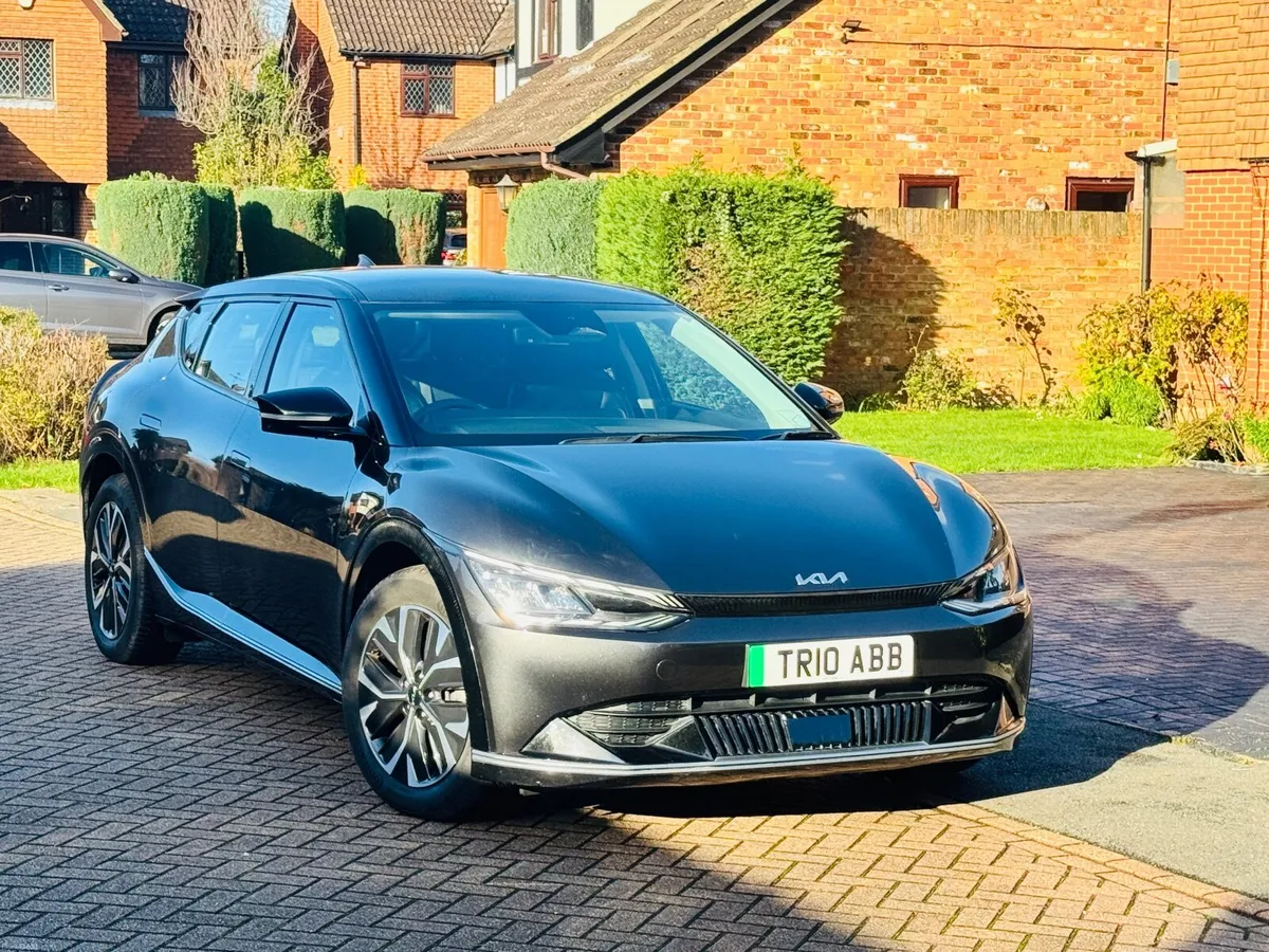 Kia EV6 Air Model 2022 350 range - Image 4