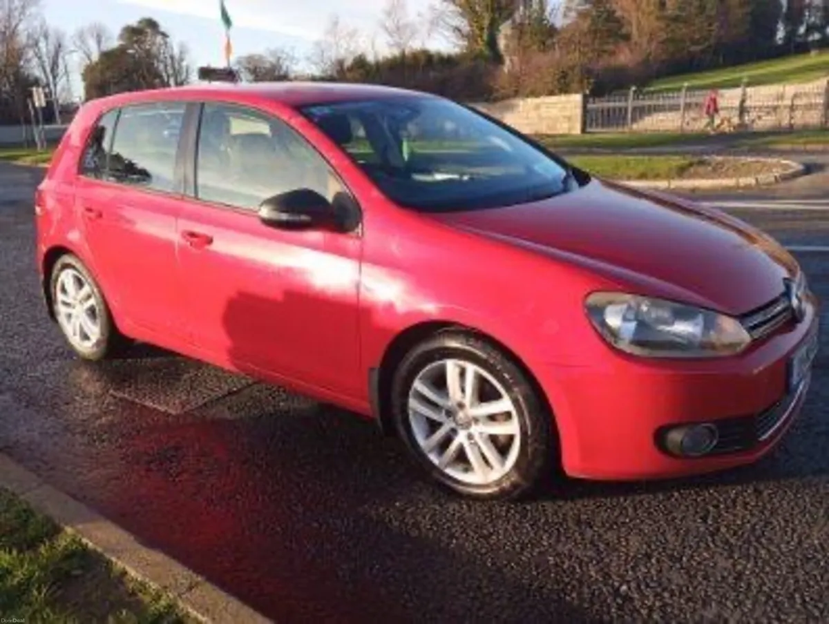Volkswagen Golf 2009 - Image 2