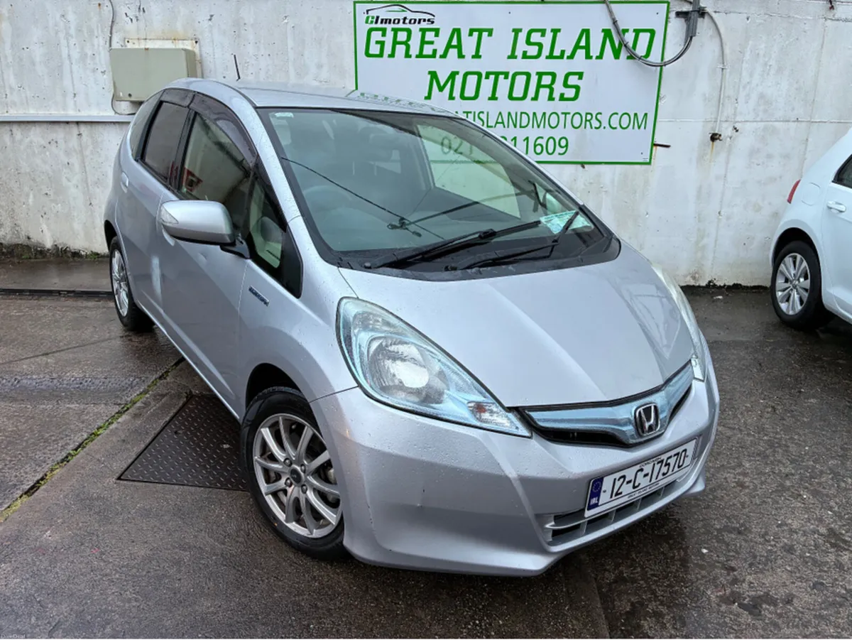 Honda Fit GP1 CVT HYBRID 5DR AUTO DAA-GP1 - Image 1