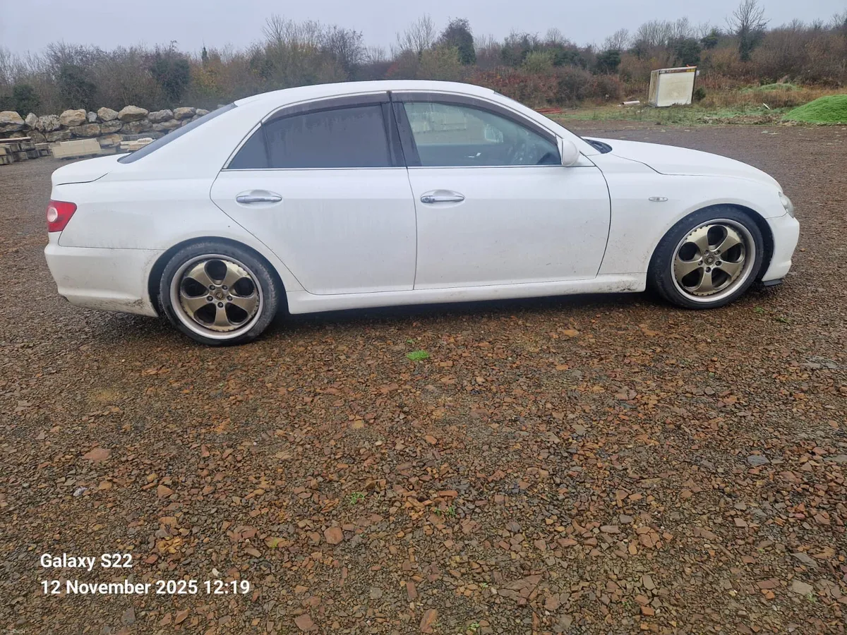 Toyota Mark X 2005 - Image 3