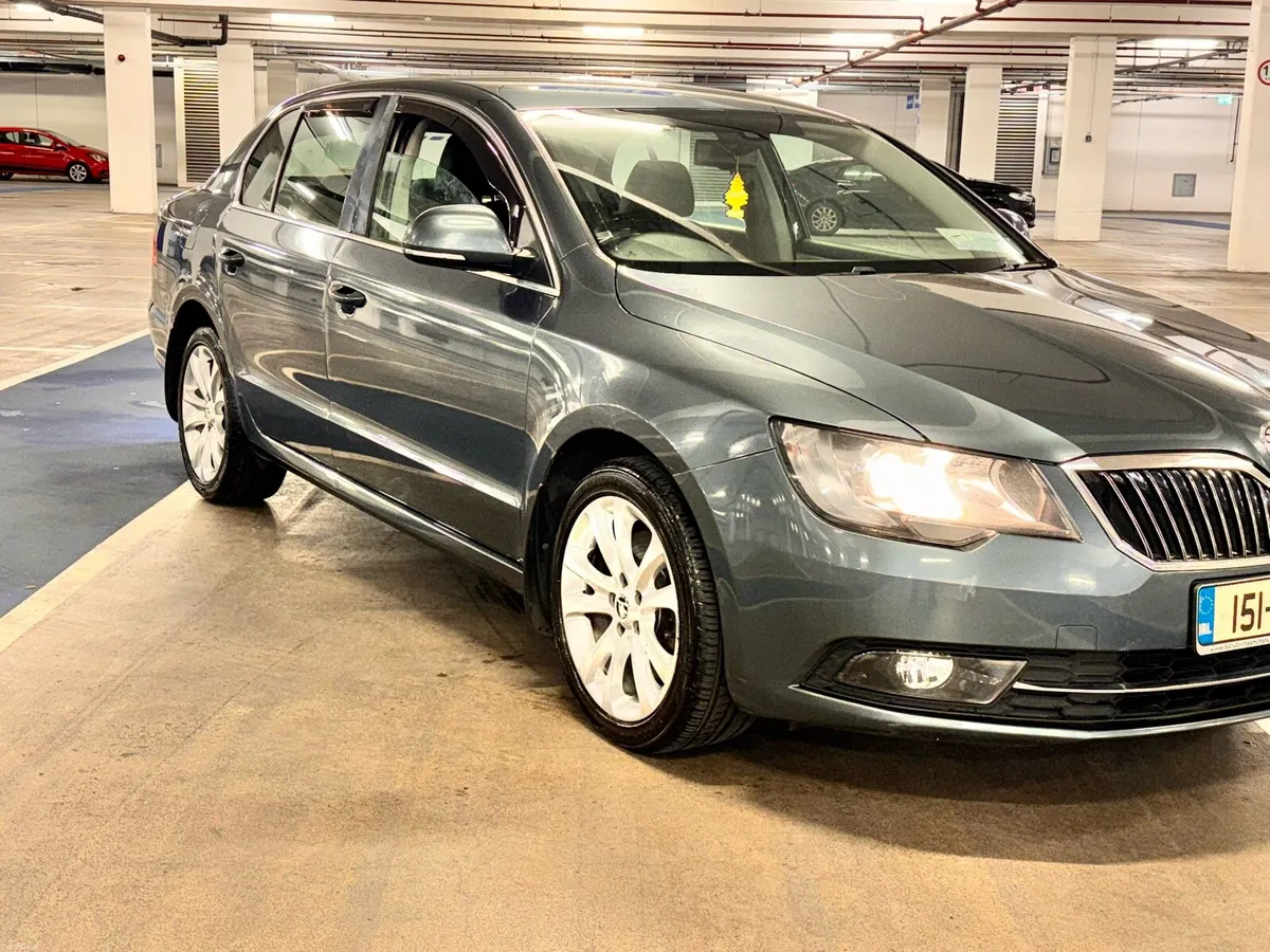 Skoda superb - Image 2