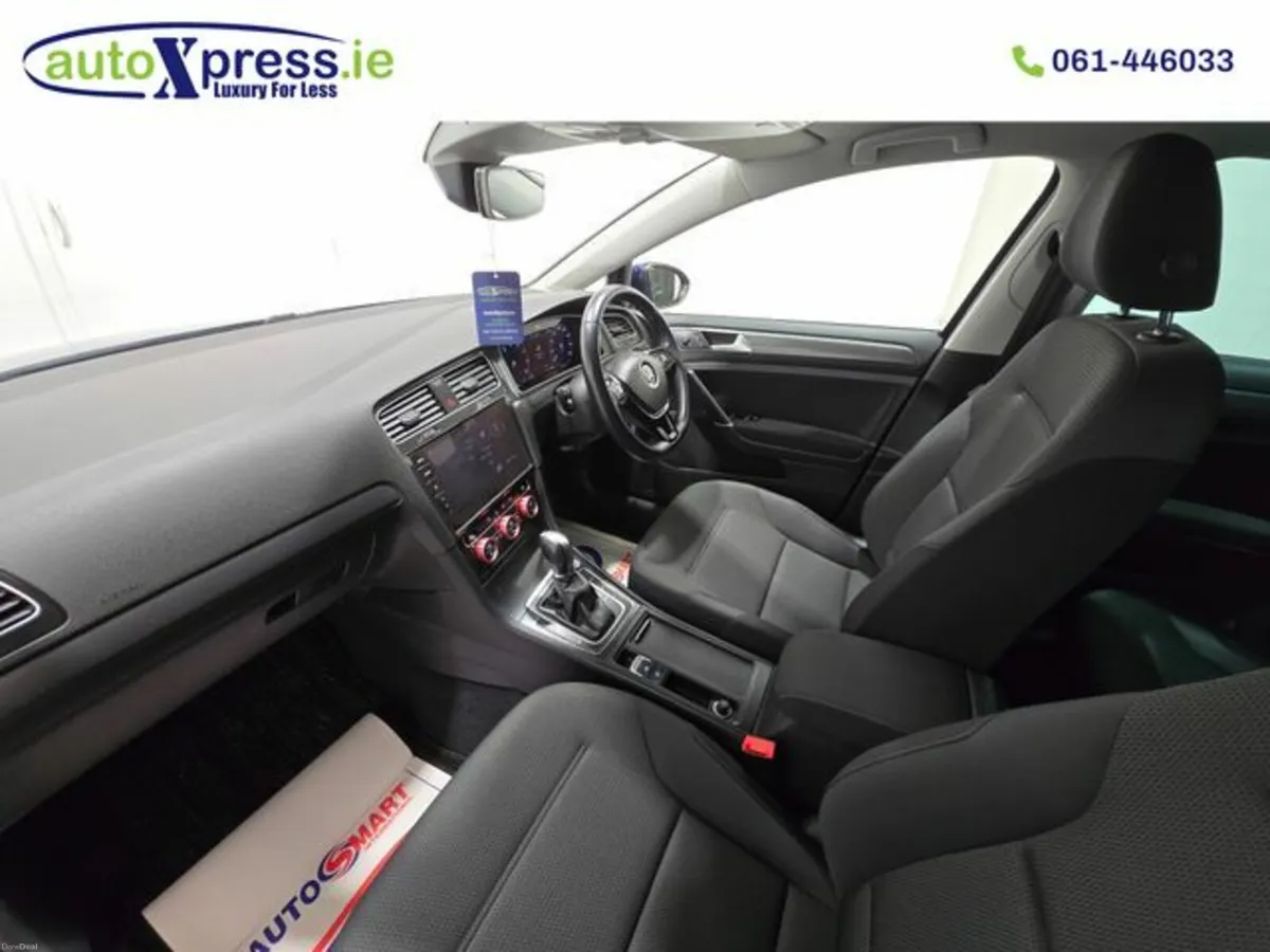 Volkswagen Golf 1.2 TSI Automatic, Reversing camer - Image 2