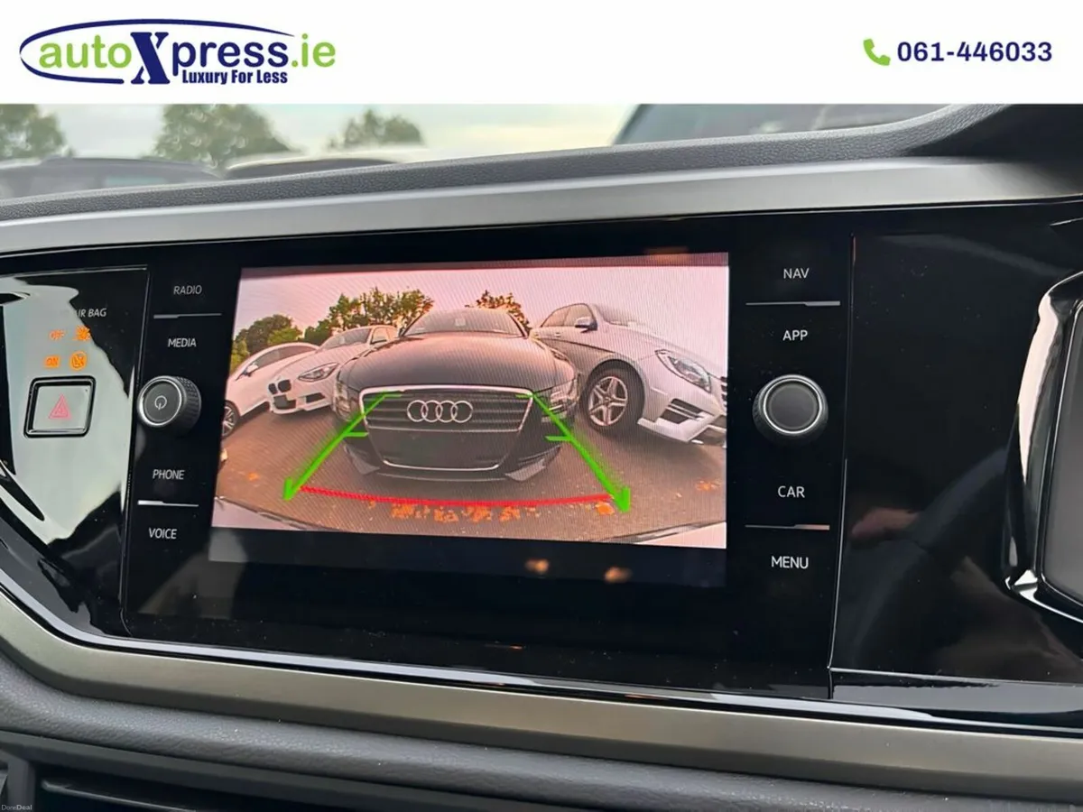 Volkswagen Polo 1.0 TSI Automatic, Reversing camer - Image 4