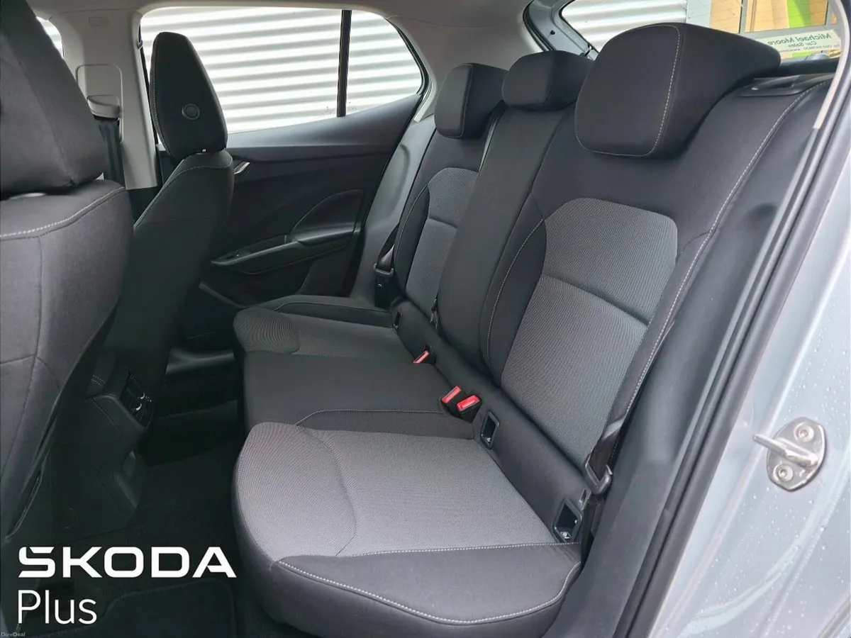Skoda Fabia SELECTION 1.0TSI 115BHP DSG - Image 6