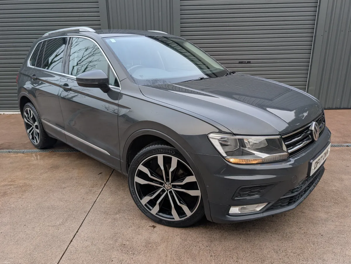 2017 VOLKSWAGEN TIGUAN 2.0 TDI SE NAV - Image 2