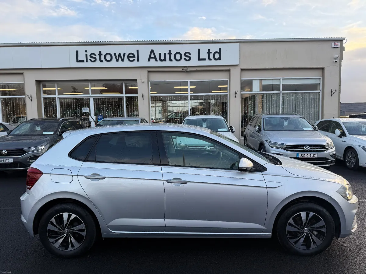 182 VW POLO COMFORTLINE 1.0 AUTOMATIC - Image 1