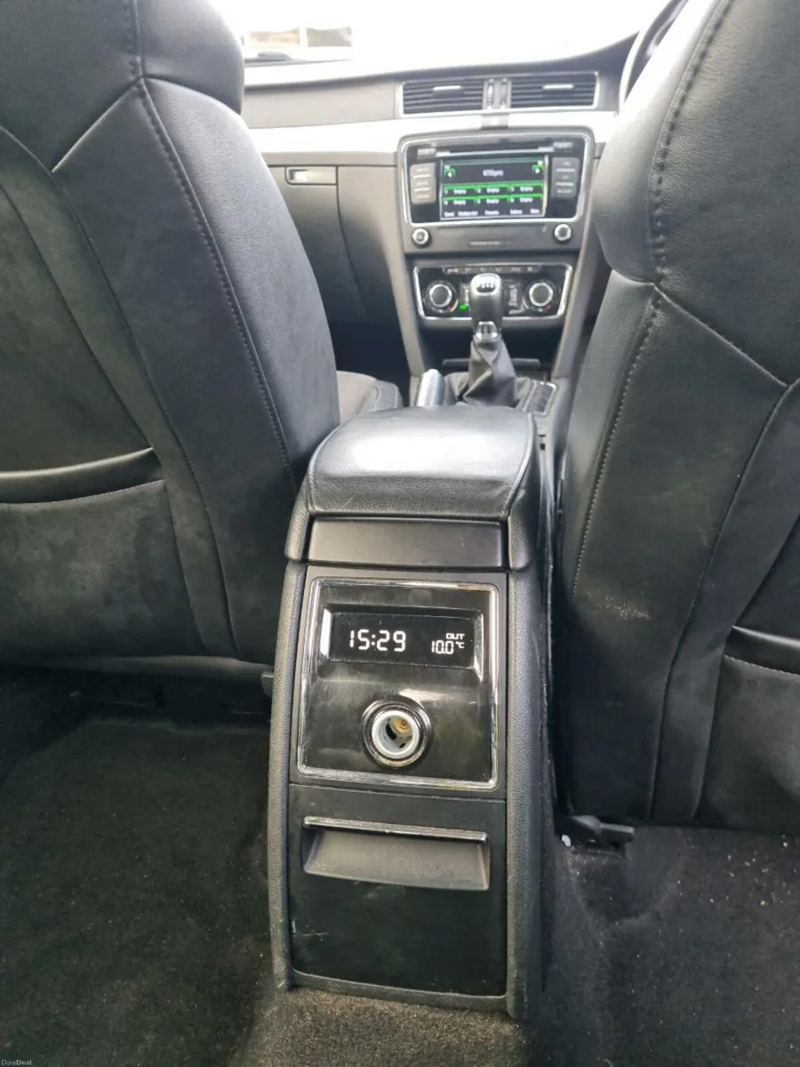 Skoda superb taxed and tested - Image 3