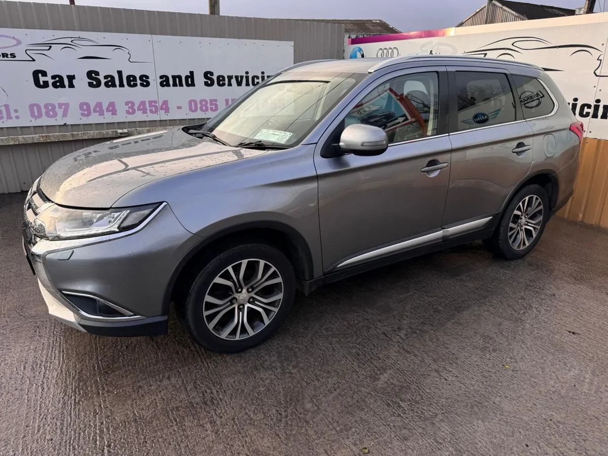 182 Mitsubishi Outlander 2.2 DI-D 4WD 7-Seater - Image 4