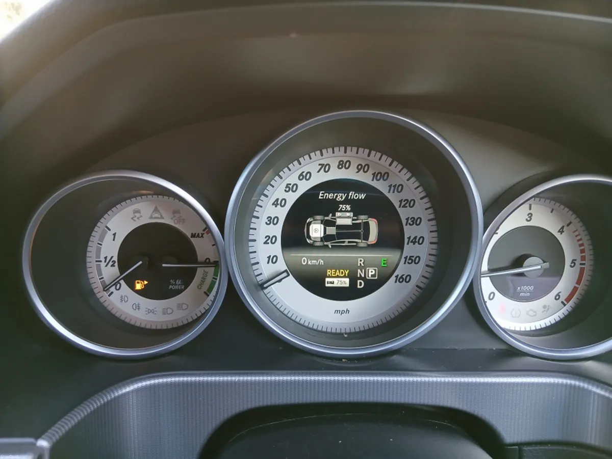 Mercedes E300 AMG sport hybrid 204 BHP - Image 4