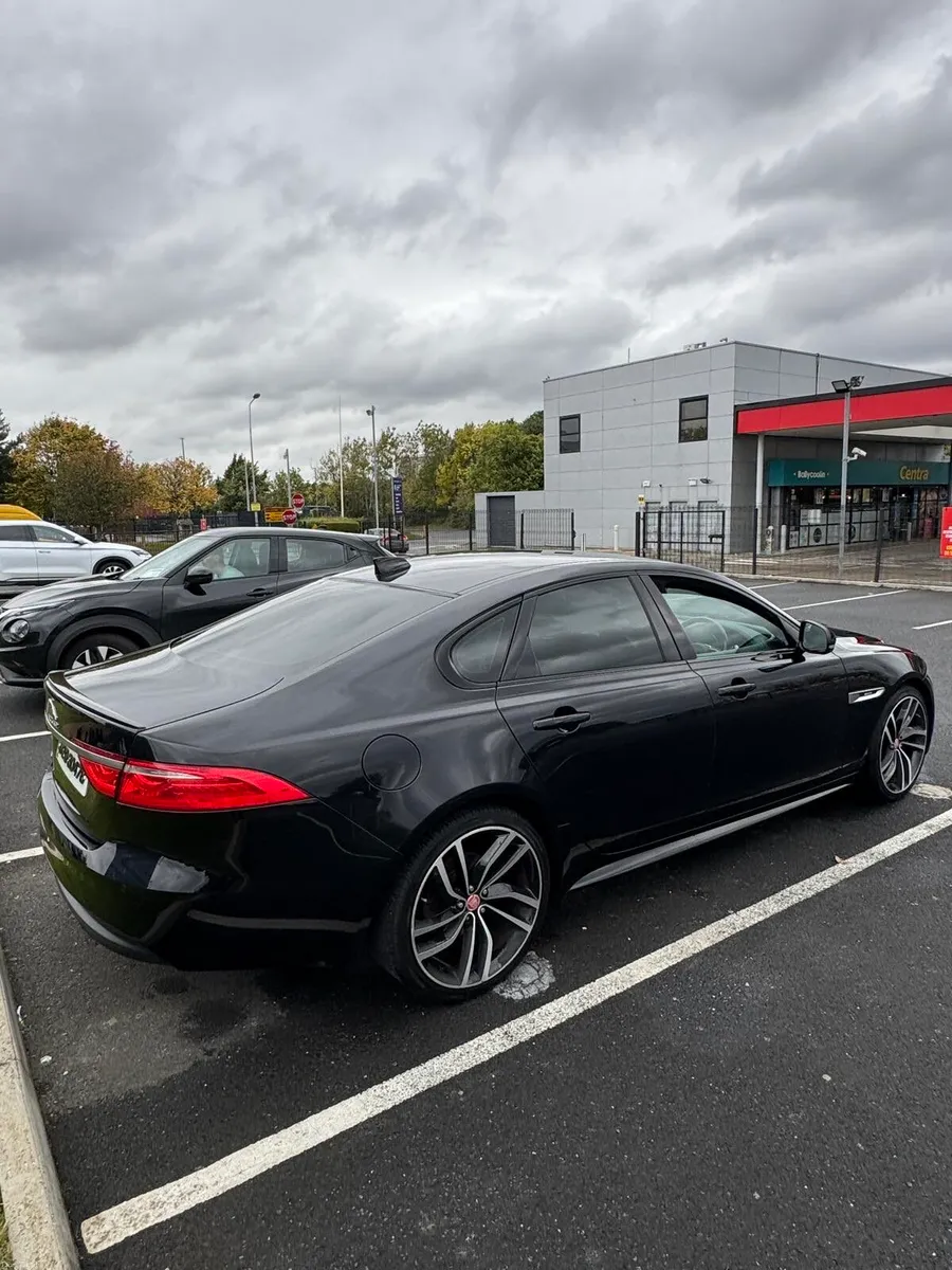 Jaguar XF F Sport - Image 3