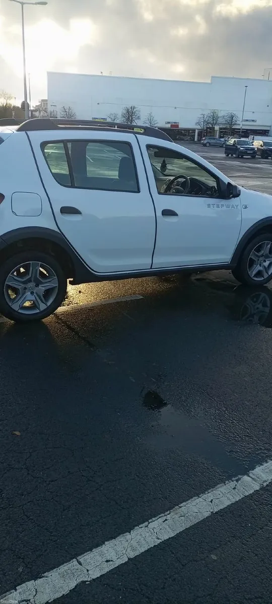 Dacia Sandero Stepway 2017 - Image 2