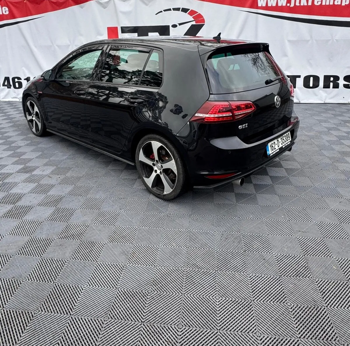 Volkswagen Golf 2016 GTI** Low kms - Image 4