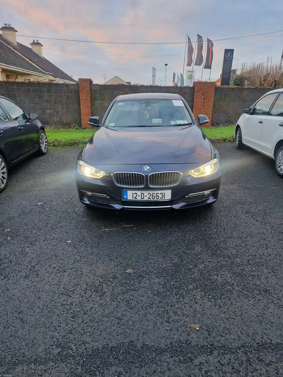 BMW 3-Series 2012 - Image 3