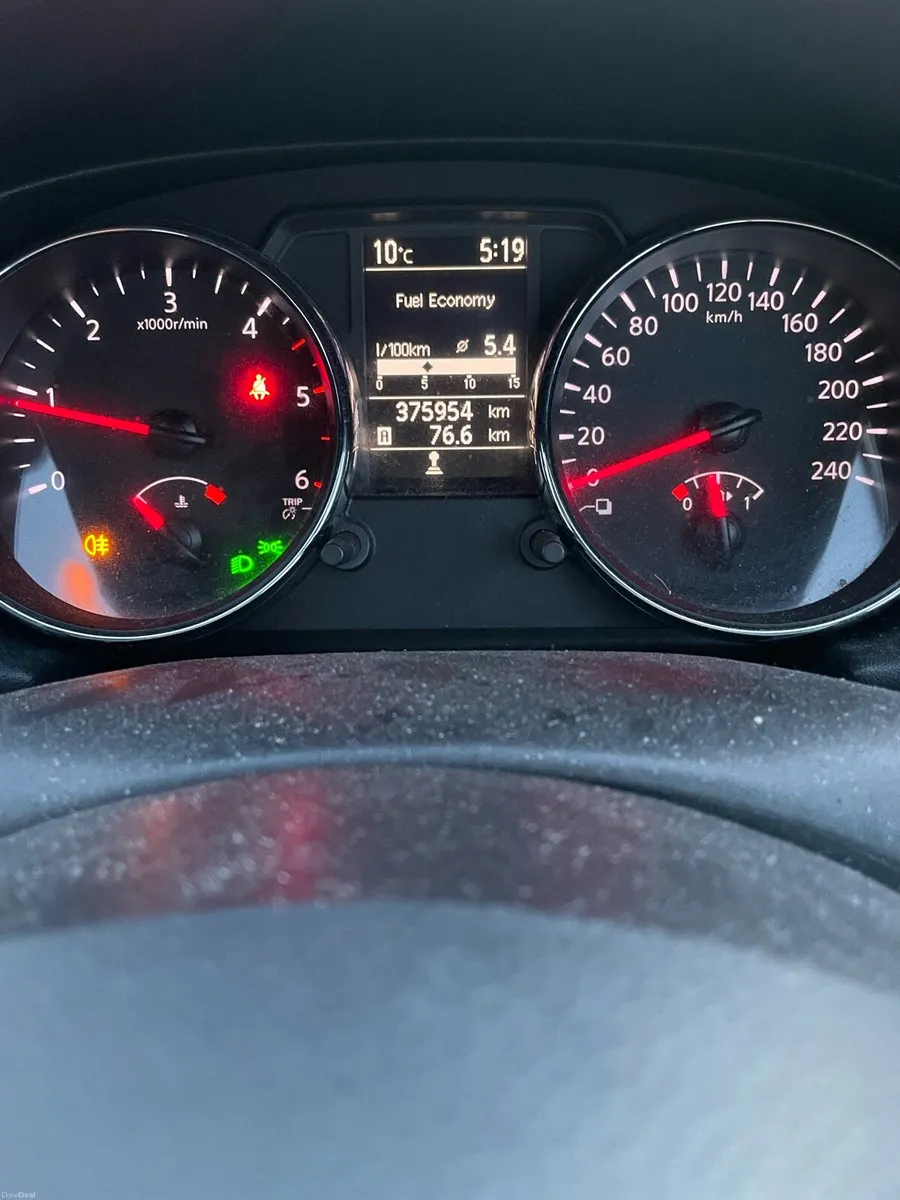 Nissan Qashqai +2 - Image 4