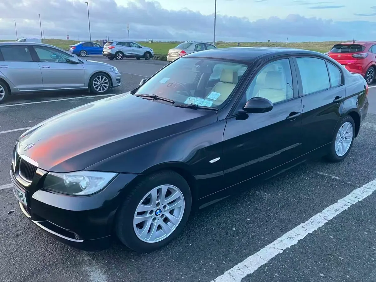 BMW 3-Series 2008 e90 QUICK SALE, open to offer - Image 4