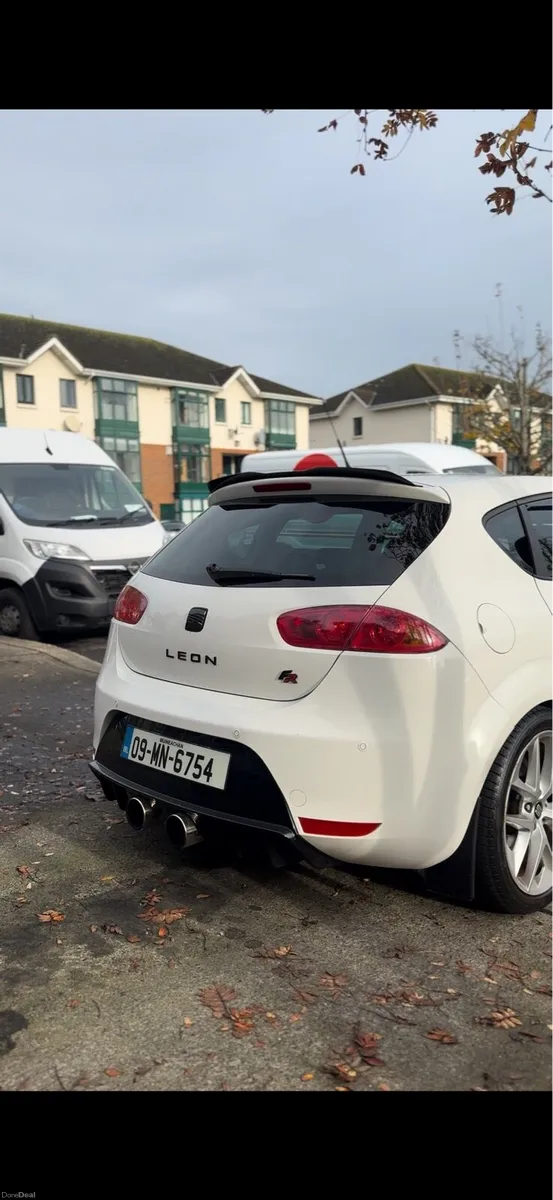 Seat Leon FR 2.0 tsi (280bhp) - Image 3