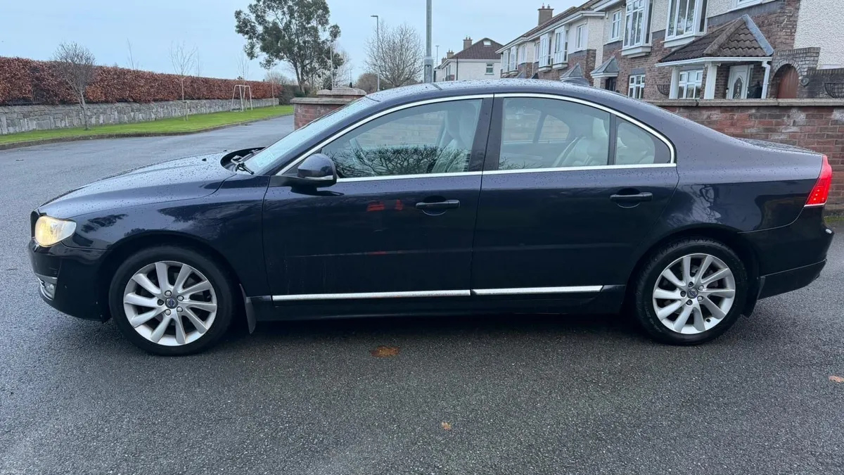 Volvo S80 LUXURY - Image 3