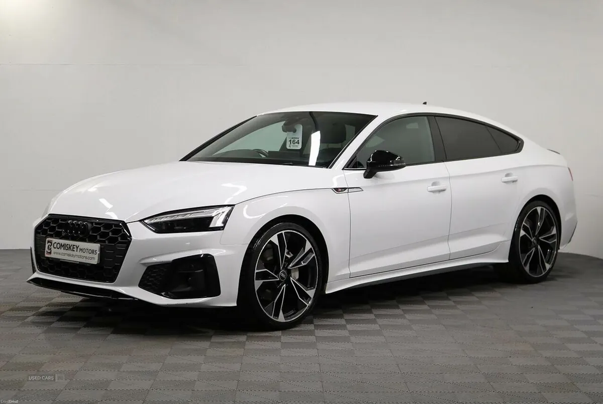 Audi A5 TFSI Black Edition - Image 3
