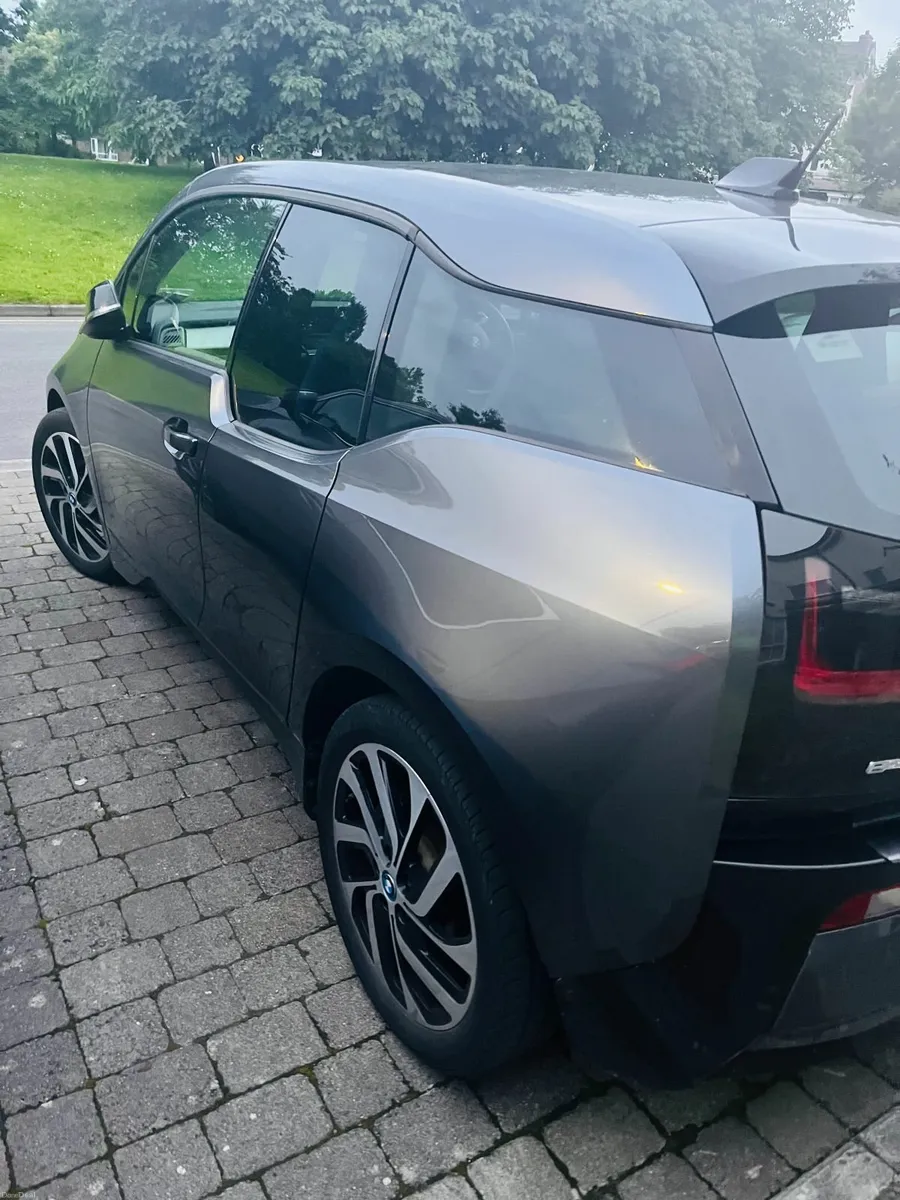 BMW i3 2016 - Image 2