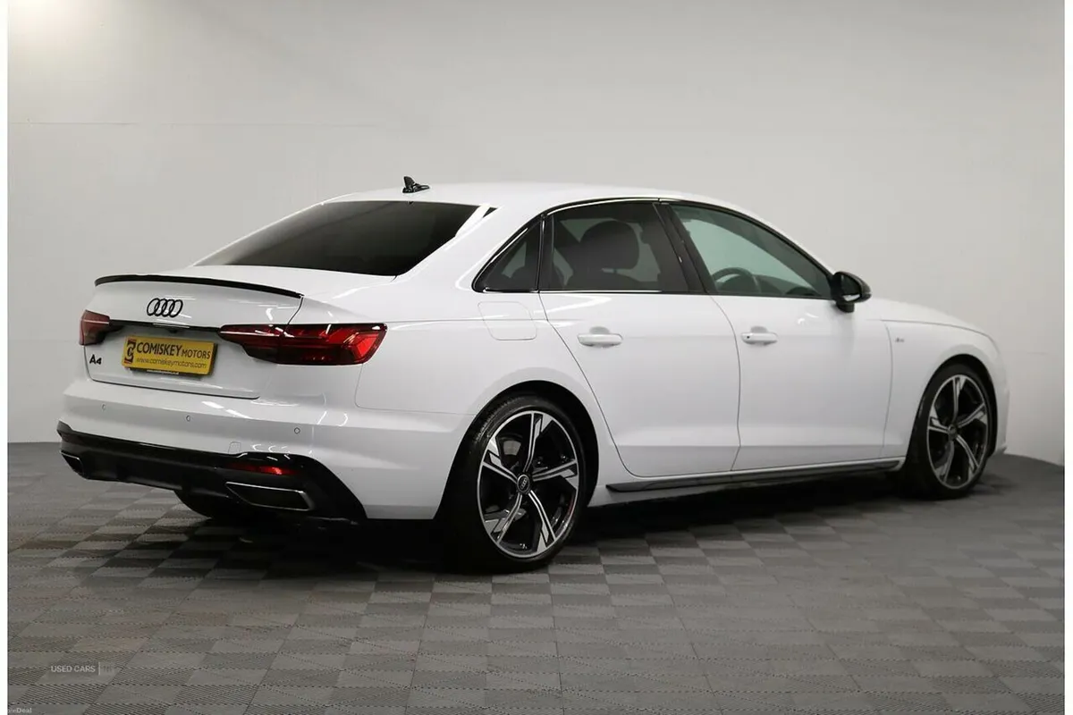 Audi A4 TDI Black Edition - Image 6