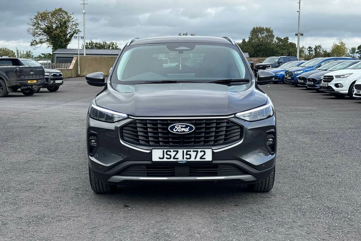 Ford Kuga 1.5 Titanium Petrol Manual 150 ps In Mag - Image 4