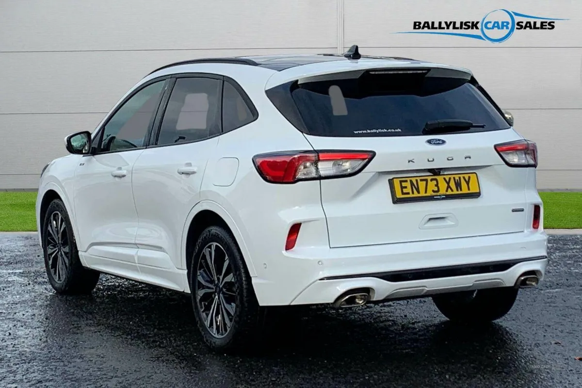 Ford Kuga 2.5h FHEV ST-Line X Edition 190PS in Whi - Image 2
