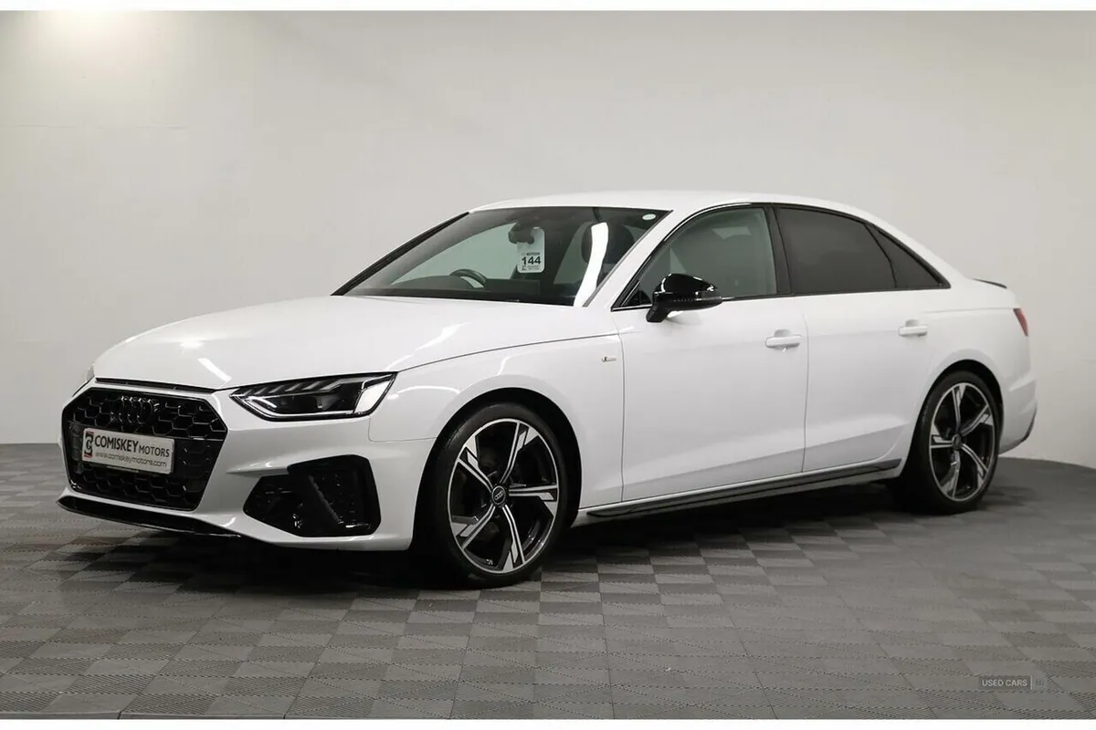 Audi A4 TDI Black Edition - Image 3