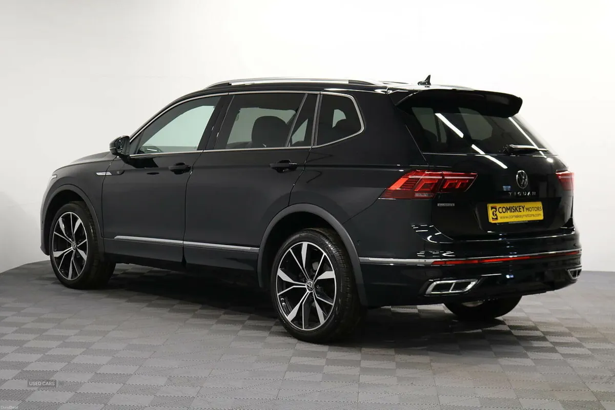 Volkswagen Tiguan Allspace TDI R-Line - Image 4