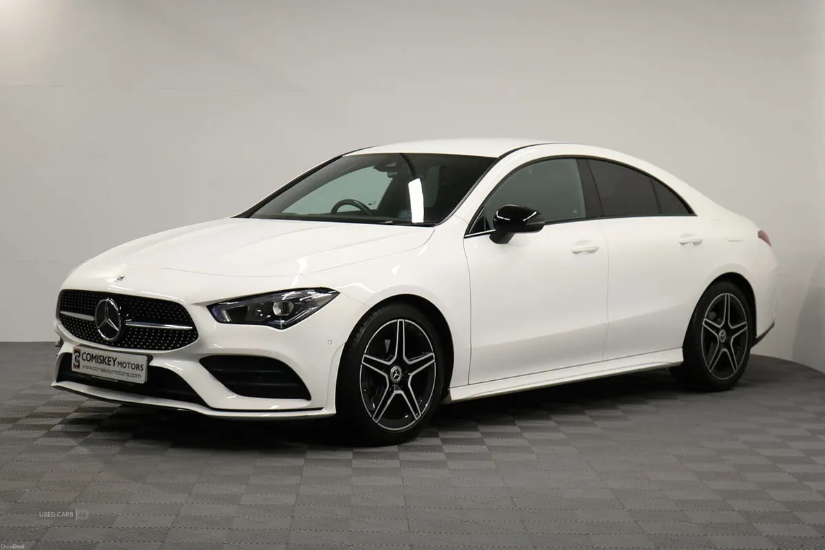 Mercedes-Benz CLA 180 AMG Line - Image 3